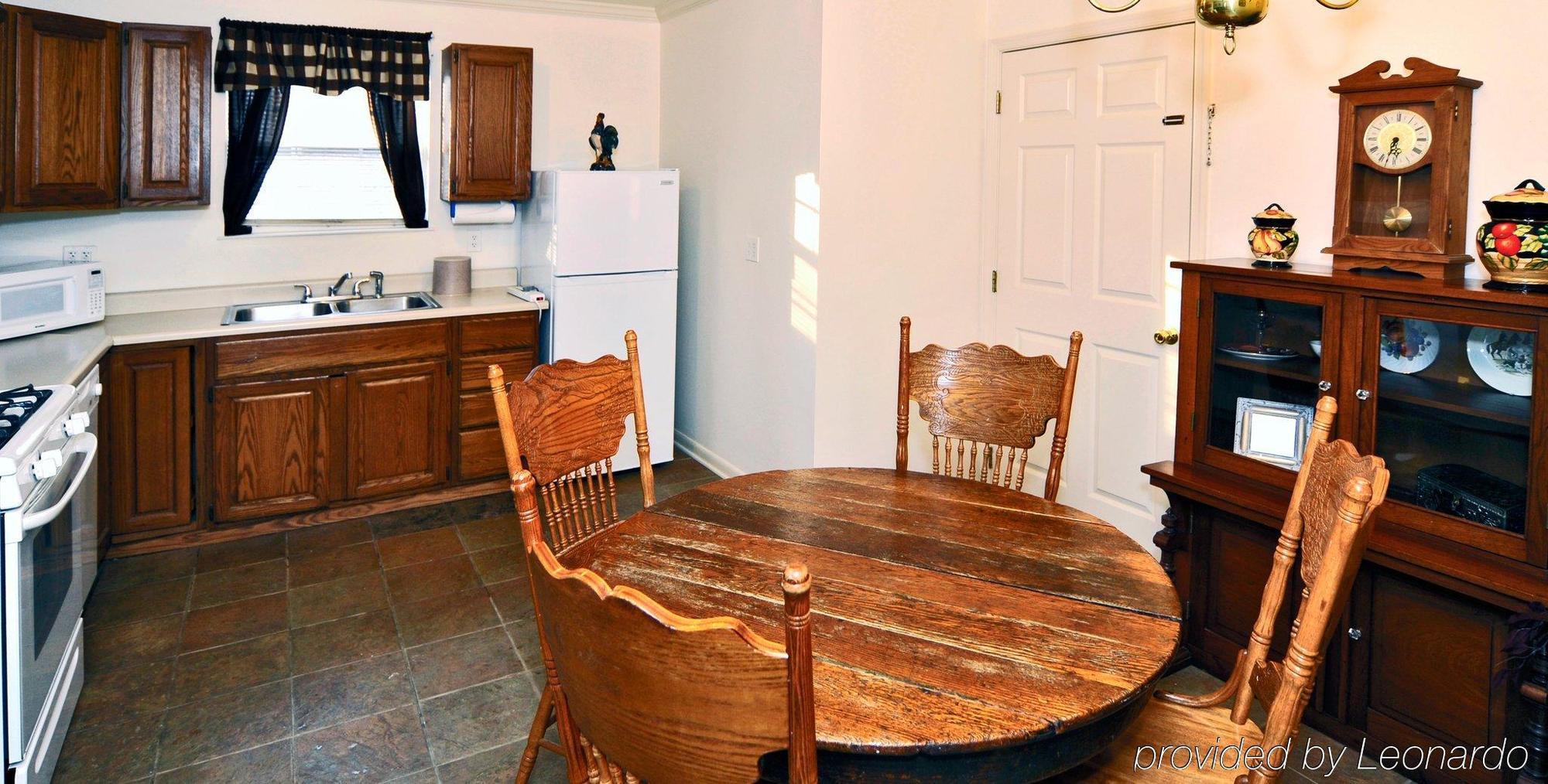 Elk Forge Bed And Breakfast Elkton Exterior photo